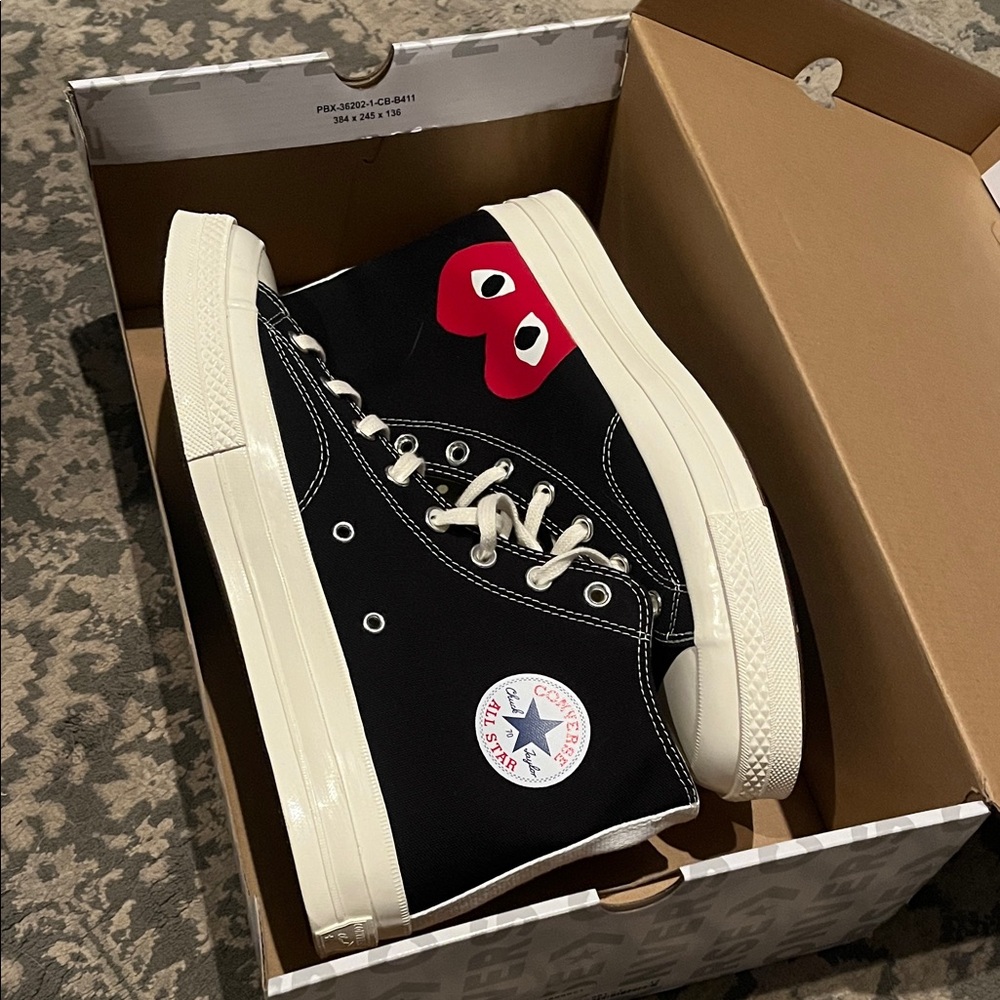 Comme des garcons converse